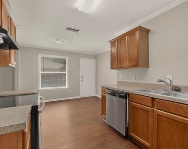 4823 Mexico Court - Photo Thumbnail 13