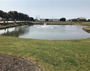 307 Waterford Drive - Photo Thumbnail 8