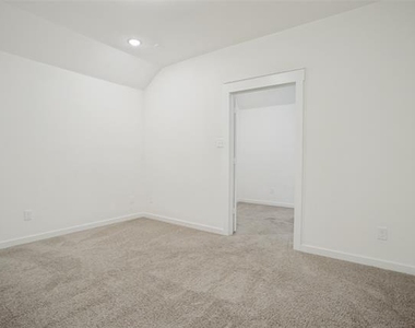 2506 Sun Grove Road - Photo Thumbnail 13