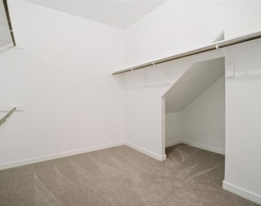 2506 Sun Grove Road - Photo Thumbnail 11