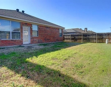 3621 Desert Mesa Road - Photo Thumbnail 11
