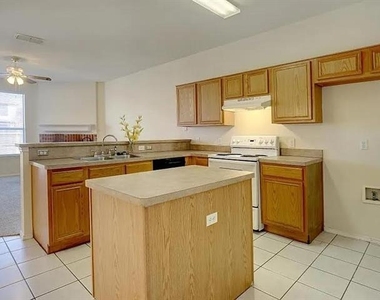 3621 Desert Mesa Road - Photo Thumbnail 5