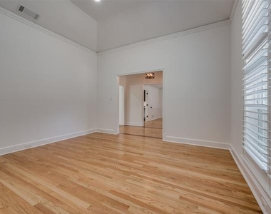 7018 Deloache - Photo Thumbnail 4