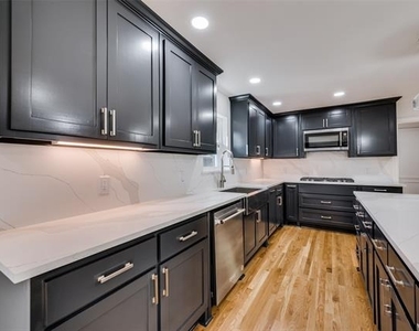 7018 Deloache - Photo Thumbnail 15