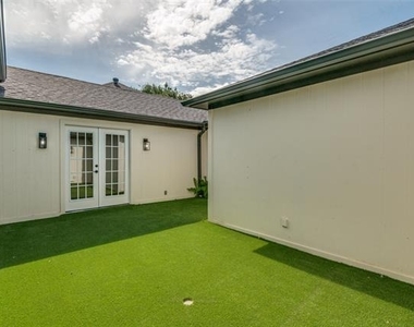 7018 Deloache - Photo Thumbnail 37