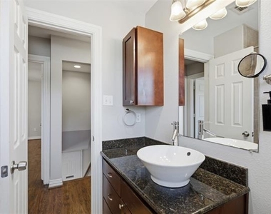 4734a Bradford Drive - Photo Thumbnail 16