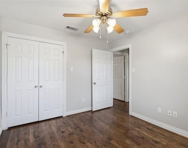 4734a Bradford Drive - Photo Thumbnail 19