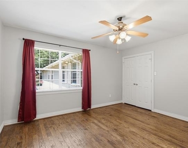 4734a Bradford Drive - Photo Thumbnail 22