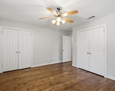 4734a Bradford Drive - Photo Thumbnail 23