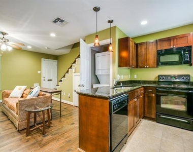 4734a Bradford Drive - Photo Thumbnail 10