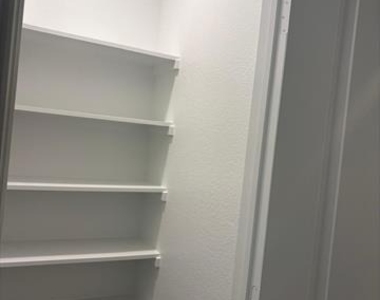 219 Tall Cedar Way - Photo Thumbnail 20