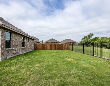1513 Elizabeth Street - Photo Thumbnail 28