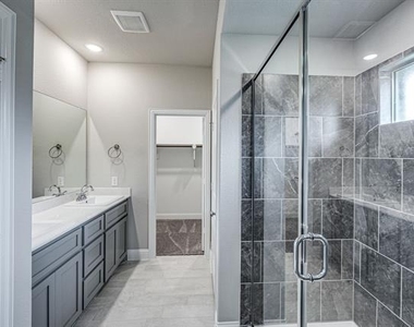 1513 Elizabeth Street - Photo Thumbnail 11