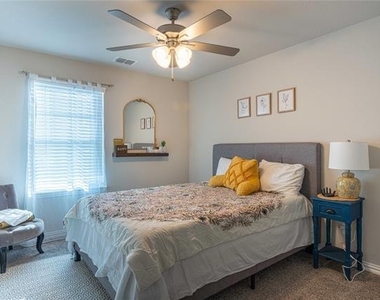 3517 Cricket Drive - Photo Thumbnail 10