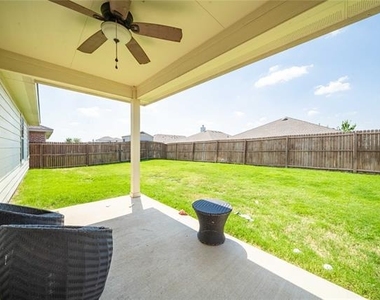 8900 Devonshire Drive - Photo Thumbnail 15