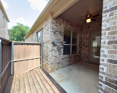 302 Julia Lane - Photo Thumbnail 30