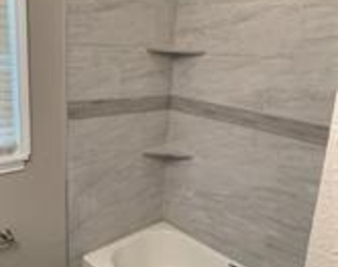 2117 N Hickory Street - Photo Thumbnail 7