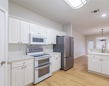 1803 Fern Court - Photo Thumbnail 9