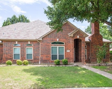1803 Fern Court - Photo Thumbnail 1