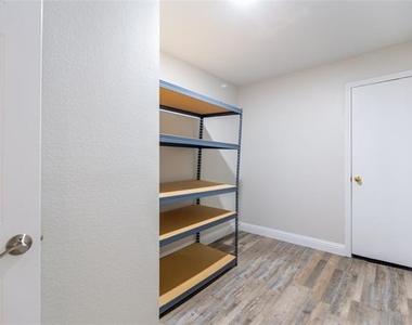 1803 Fern Court - Photo Thumbnail 20