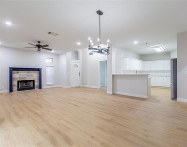 1803 Fern Court - Photo Thumbnail 2