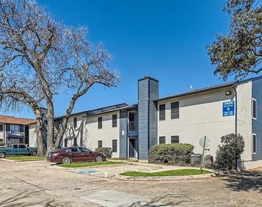 3700 S Tyler Street - Photo Thumbnail 7