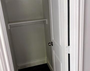714 Cedarcrest Drive - Photo Thumbnail 5