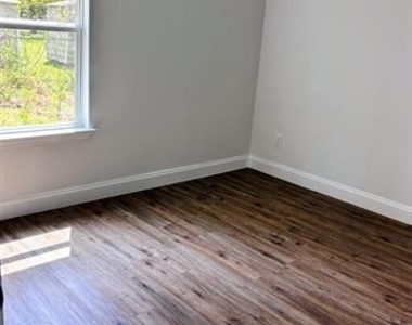 714 Cedarcrest Drive - Photo Thumbnail 12
