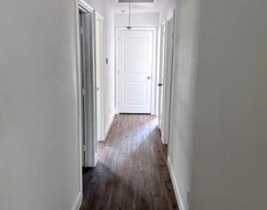 714 Cedarcrest Drive - Photo Thumbnail 6
