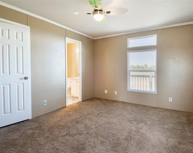 6477 County Road 179 - Photo Thumbnail 15