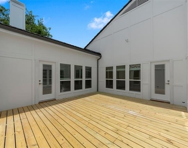 4008 Acapulco Street - Photo Thumbnail 31