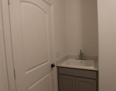 3412 Marginal Drive - Photo Thumbnail 33