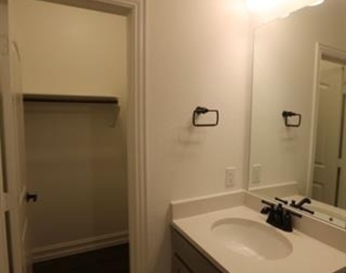 3412 Marginal Drive - Photo Thumbnail 19