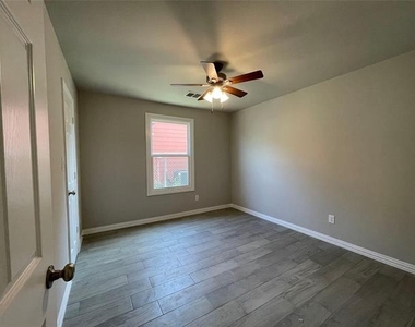 1019 E Hattie Street - Photo Thumbnail 21