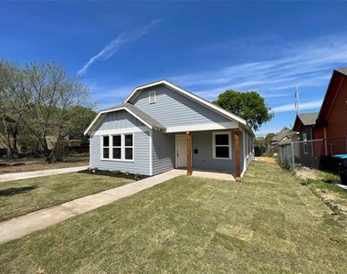 1019 E Hattie Street - Photo Thumbnail 2
