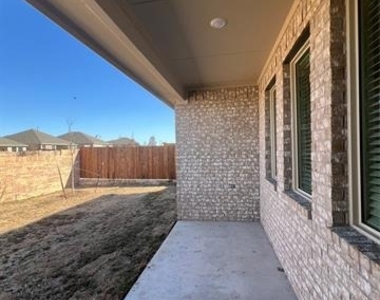 1200 Morning Dew Drive - Photo Thumbnail 4