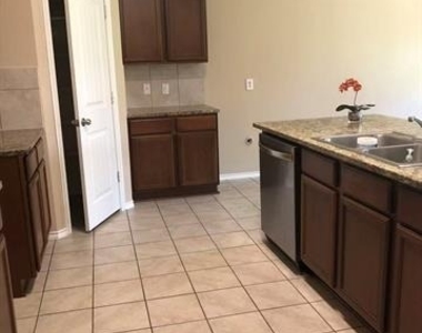 2760 Tanner Street - Photo Thumbnail 1