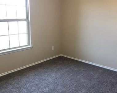 2760 Tanner Street - Photo Thumbnail 15