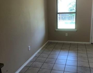 2760 Tanner Street - Photo Thumbnail 9
