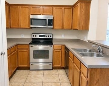 10633 Traymore Drive - Photo Thumbnail 3