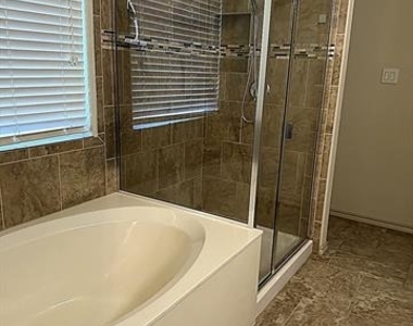 1800 Potrillo Lane - Photo Thumbnail 3