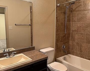 1800 Potrillo Lane - Photo Thumbnail 4