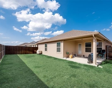 809 Meadow Wood Lane - Photo Thumbnail 14