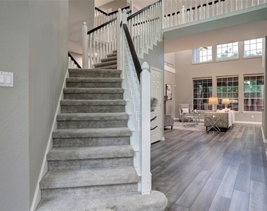 6009 Charleston Drive - Photo Thumbnail 6