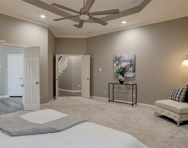 6009 Charleston Drive - Photo Thumbnail 17