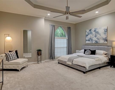 6009 Charleston Drive - Photo Thumbnail 15