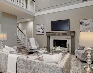 6009 Charleston Drive - Photo Thumbnail 8