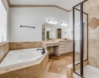 3038 Carmel Street - Photo Thumbnail 9
