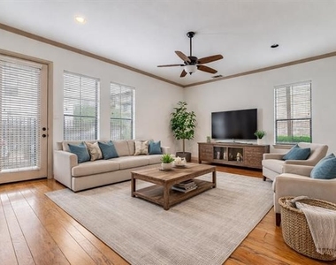 3038 Carmel Street - Photo Thumbnail 4