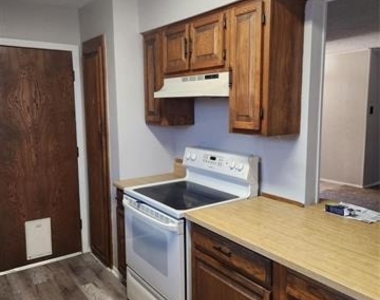 12419 Sparrow Court - Photo Thumbnail 9